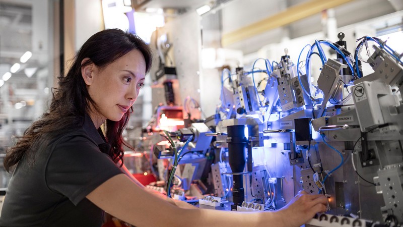 Comprehensive machine service