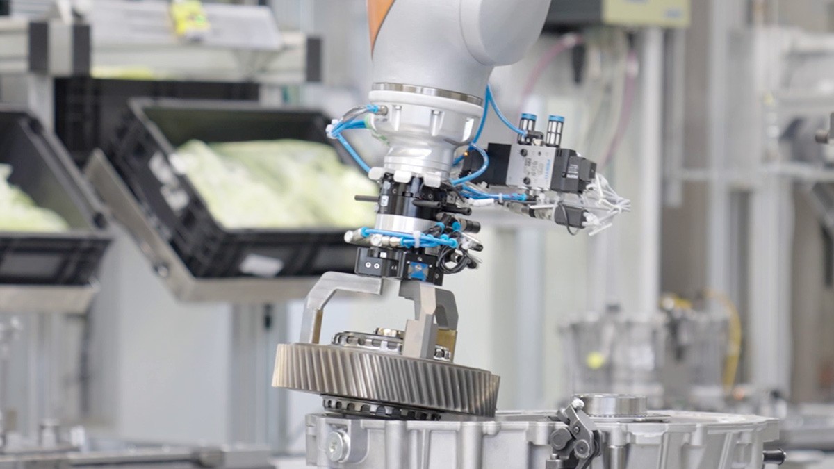 HRC application for joining the gear stages